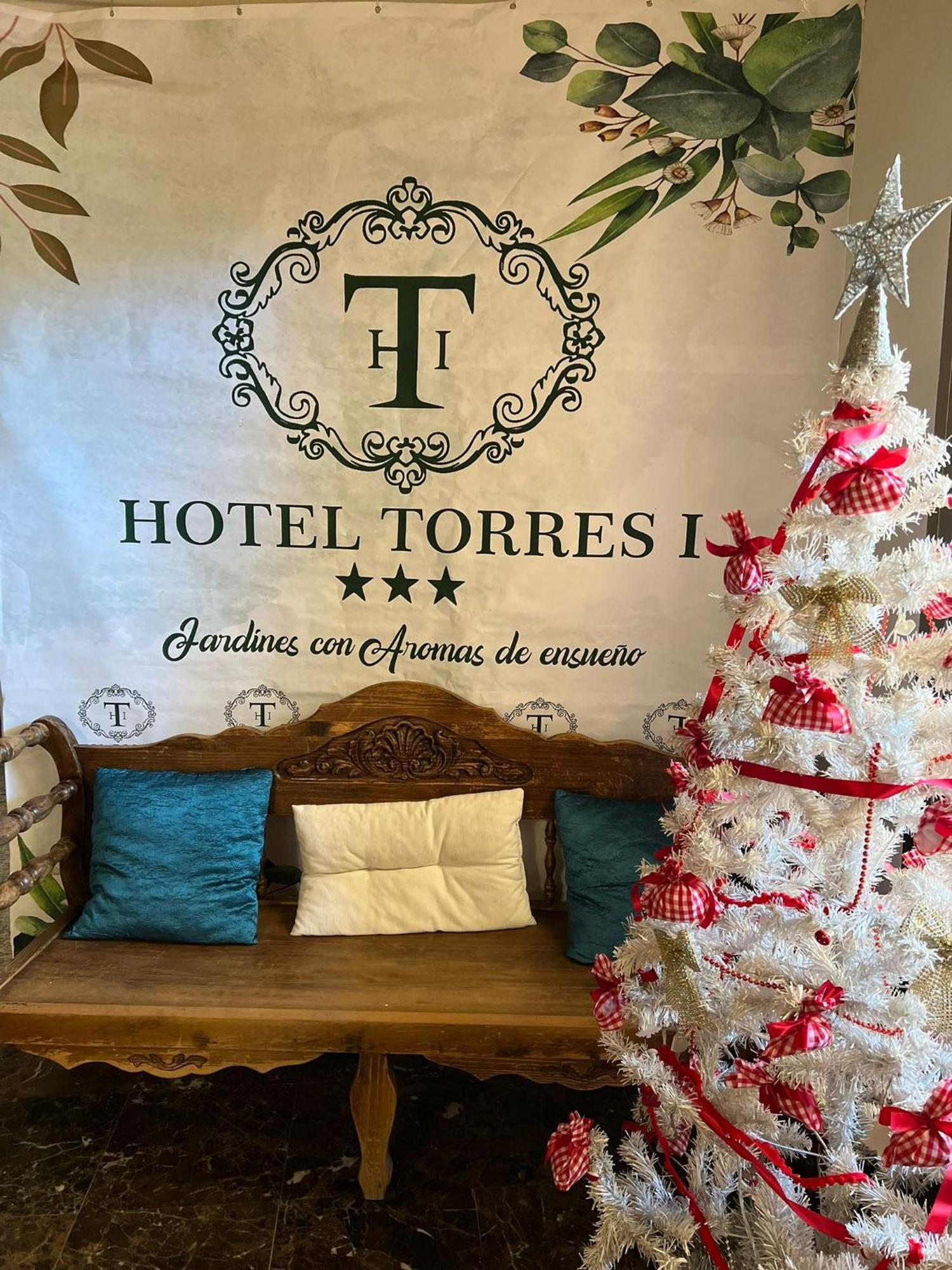 Hotel Torres I Villanueva Del Arzobispo Zewnętrze zdjęcie