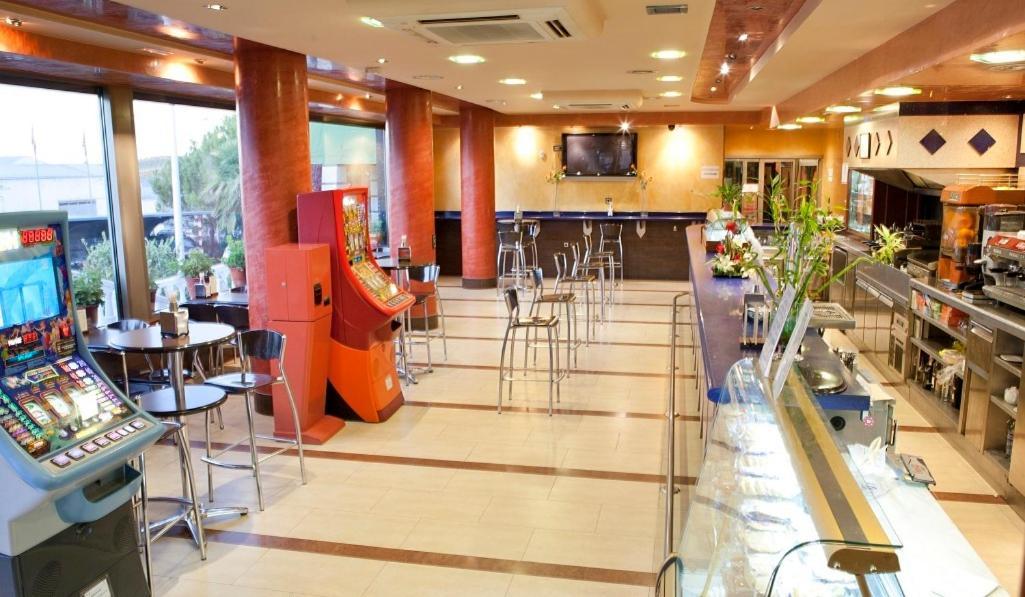 Hotel Torres I Villanueva Del Arzobispo Zewnętrze zdjęcie